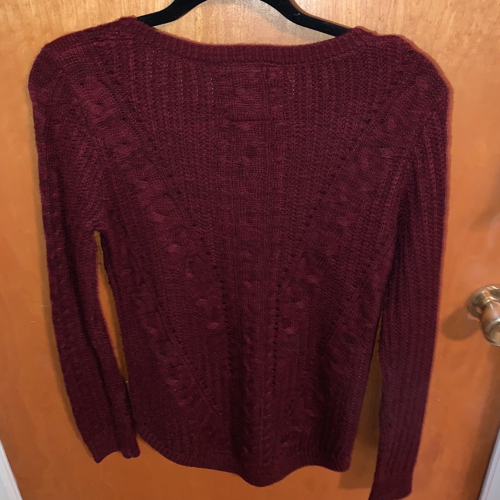 sweater - Picture 3 of 3